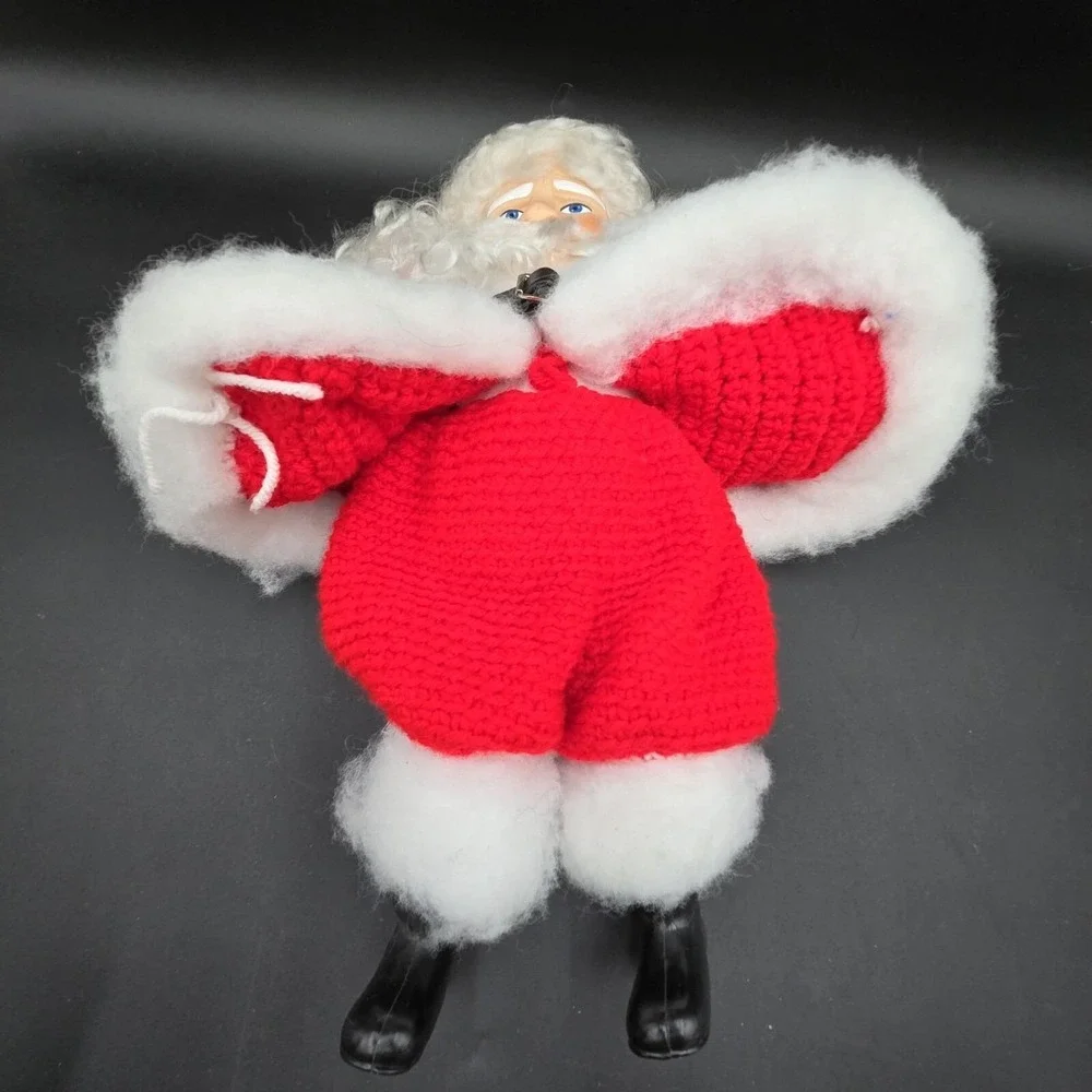 VtgMr & Mrs Santa Claus Dolls Crochet Outfit Christmas Decor Holidays Grannycore